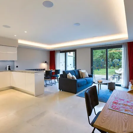 Lägenhet Luxury Garden 2br In The Development Of Cap D'antibes-juan Les Pins *