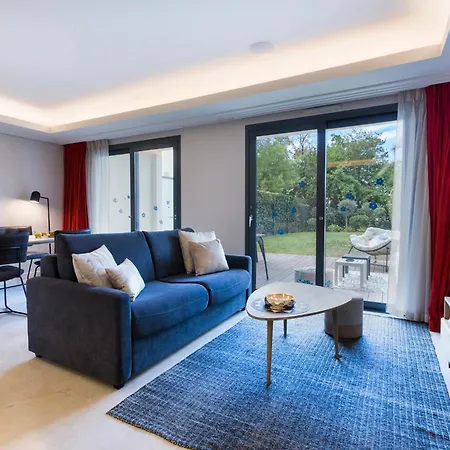 Luxury Garden 2br In The Development Of Cap D'antibes-juan Les Pins Apartmán *