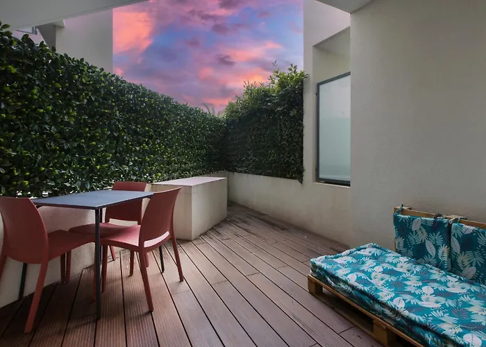 Luxury Garden 2br In The Development Of Cap D'antibes-juan Les Pins Apartment Antibes