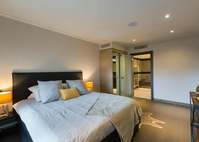 Luxury Garden 2br In The Development Of Cap D'antibes-juan Les Pins * Antibes