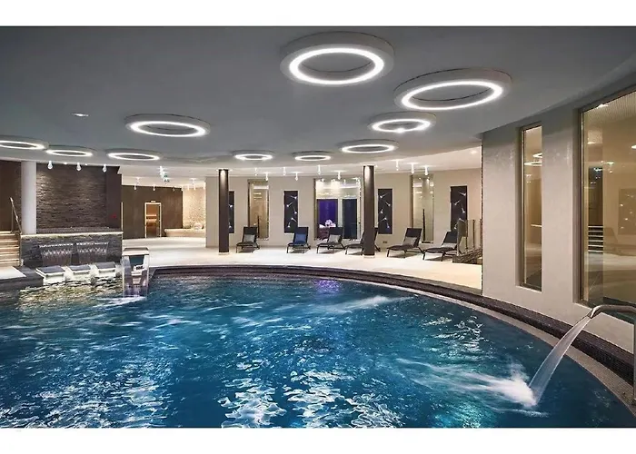 Luxury Garden 2br In The Development Of Cap D'antibes-juan Les Pins Apartment *